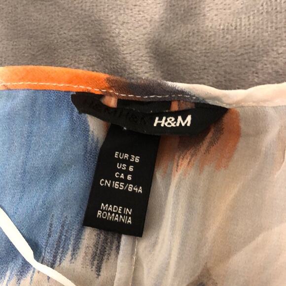 H&M Sheer multicolor Blouse Woman Size 6 - Picture 4 of 8